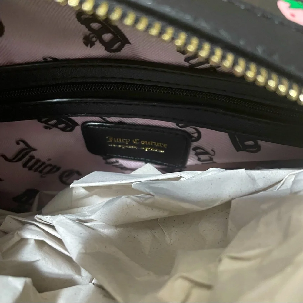 Juicy Couture - Picture 4 of 9